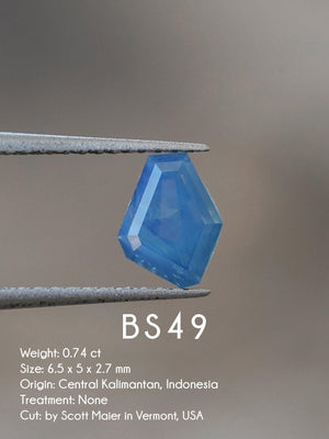 Custom Blue Sapphire Ring in Gold - Gardens of the Sun | Ethical Jewelry