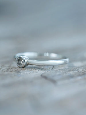 Classic Borneo Diamond Ring - Gardens of the Sun | Ethical Jewelry
