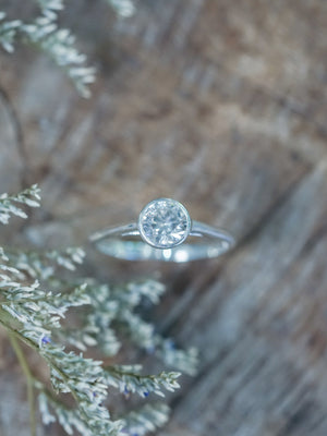 Round Zircon Ring - Gardens of the Sun | Ethical Jewelry