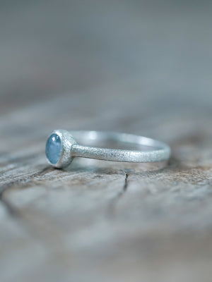 Stardust Montana Sapphire Ring - Gardens of the Sun | Ethical Jewelry