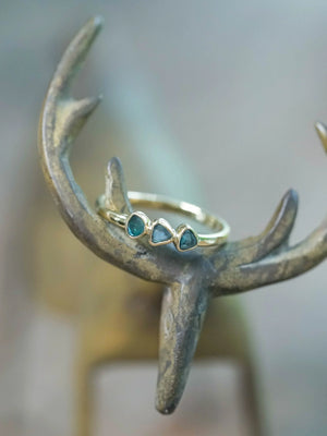 Ethical Three Blue Diamond Slice Ring in 18K Yellow Gold