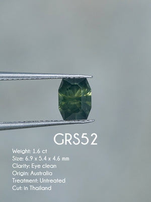 Custom Green Sapphire Engagement Ring in Gold