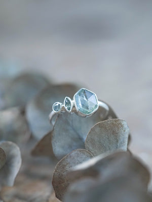 Green Montana Sapphire Ring