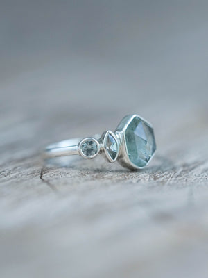 Green Montana Sapphire Ring