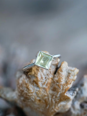 Kite Citrine Ring - Gardens of the Sun | Ethical Jewelry