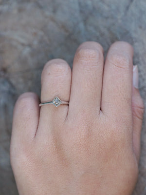 Brown Kite Diamond Ring - size 7