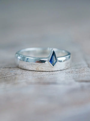 Kite Cut Sapphire Ring in Silver
