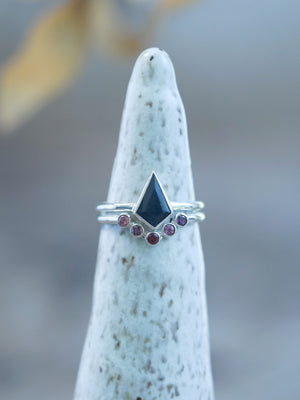 Kite Sapphire and Garnet Ring Set - Gardens of the Sun | Ethical Jewelry