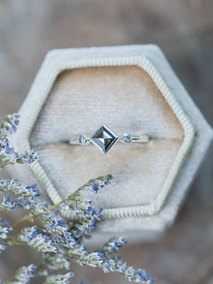 Kite Diamond Ring for engagement ring