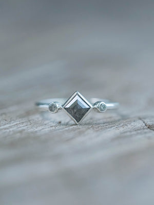 Kite Diamond Ring in sterling silver
