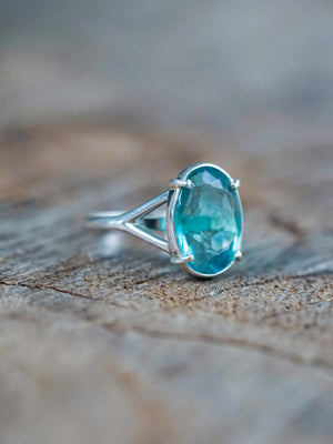 Large Fluorite Ring in Sterling Silver in Detail