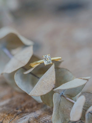 Mint Green Montana Sapphire Ring in Ethical Gold
