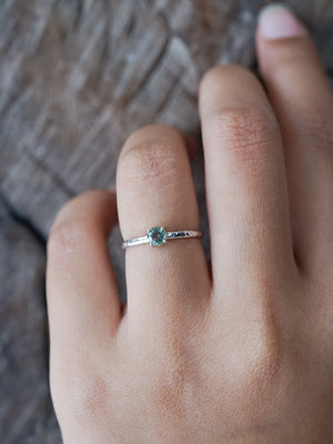 Mint Montana Sapphire Ring - Gardens of the Sun | Ethical Jewelry