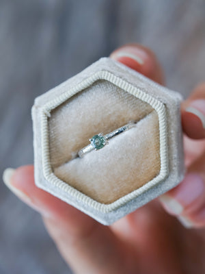 Mint Montana Sapphire Ring - Gardens of the Sun | Ethical Jewelry
