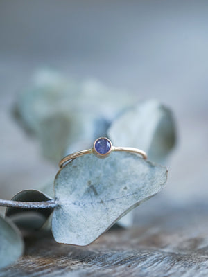 Mystic Lavender Sapphire Ring in Rose Gold - Ethical Jewelry | Gardens of the Sun