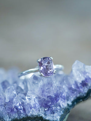 Oval Amethyst Ring - Gardens of the Sun | Ethical Jewelry