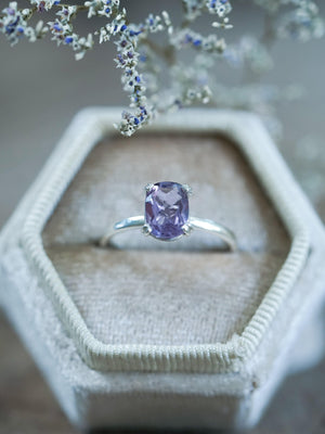 Oval Amethyst Ring - Gardens of the Sun | Ethical Jewelry