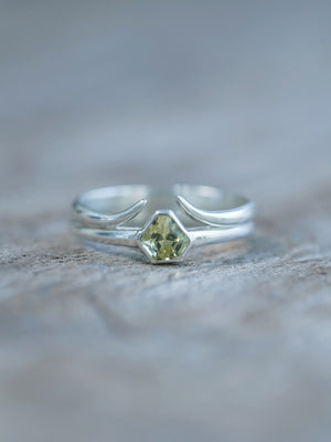 Ready to ship Open Hug Ring as nesting ring