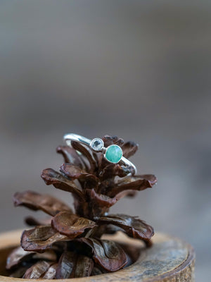Rose Cut Emerald and Moonstone Ring - Gardens of the Sun | Ethical Jewelry