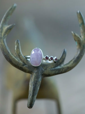 Rose Cut Sapphire and Garnet Ring