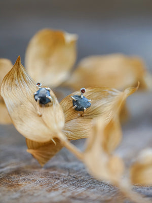 Rough Sapphire Stud Earrings - Gardens of the Sun | Ethical Jewelry