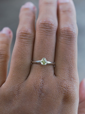 Golden Beryl Ring - Gardens of the Sun | Ethical Jewelry