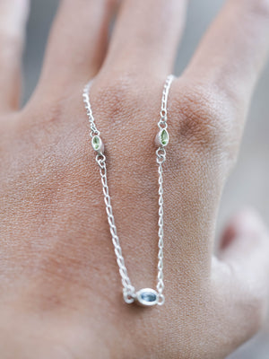 Sapphire, Peridot and Moonstone Necklace in Silver