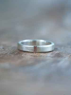 Sapphire Rift Ring in sterling silver for men and women