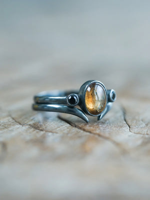 Sapphire and Black Spinel Ring Set