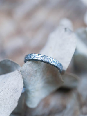 Shadow Wedding Ring in Black Silver