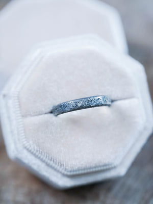 Shadow Wedding Ring in Black Silver