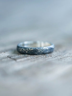 Shadow Wedding Ring in Black Silver