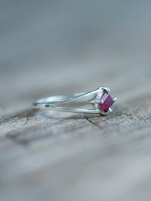 Silver Vintage Square Ruby Ring