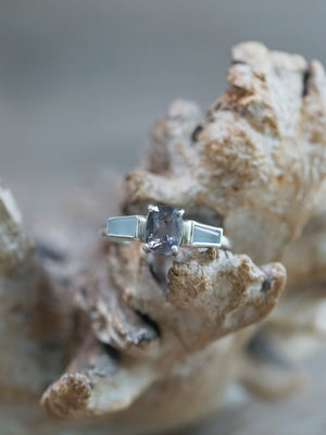 Spinel and Aquamarine Ring