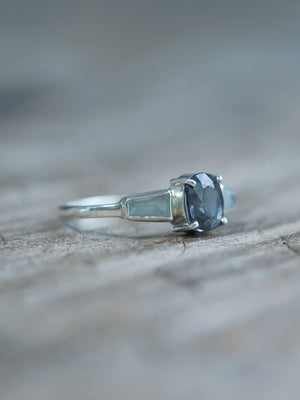 Spinel and Aquamarine Ring