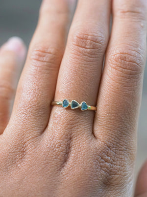 Three Blue Diamonds Slice Engagement Ring in 18K Gold