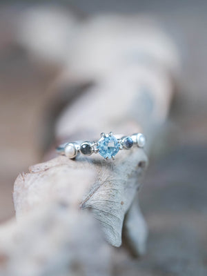 Topaz, Labradorite and Pearl Ring