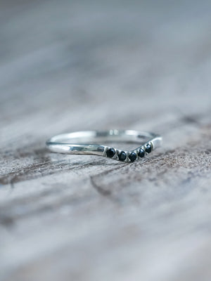 Black Spinel Nesting Ring