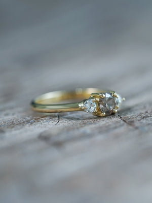 Zircon and Diamond Ring in Gold