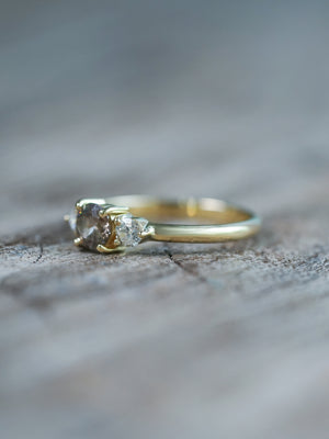 Zircon and Diamond Ring in Gold