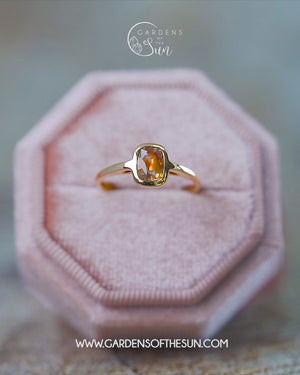 Sunstorm Bicolor Sapphire Ring in Ethical Gold