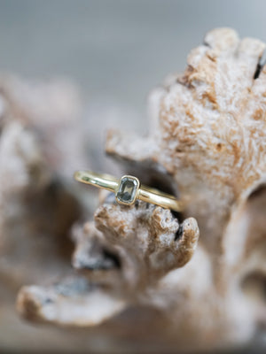 Baguette Green Diamond Ring in Ethical Gold - Gardens of the Sun | Ethical Jewelry