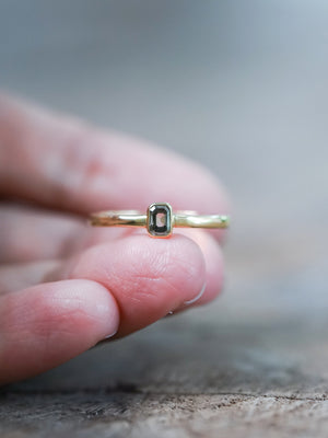 Baguette Green Diamond Ring in Ethical Gold - Gardens of the Sun | Ethical Jewelry