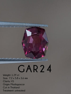 Custom Garnet Ring in Gold - Gardens of the Sun | Ethical Jewelry