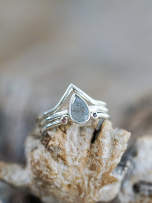 Garnet and Labradorite Triple Ring Set - Gardens of the Sun | Ethical Jewelry
