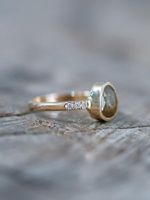 Honey Pear Diamond Ring in Eco Gold - Gardens of the Sun | Ethical Jewelry