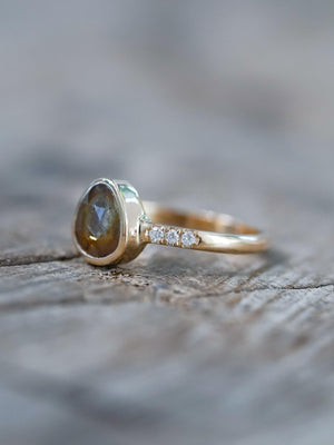 Honey Pear Diamond Ring in Eco Gold - Gardens of the Sun | Ethical Jewelry