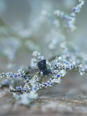 Peppered Spinel Ring in White Gold - Gardens of the Sun | Ethical Jewelry