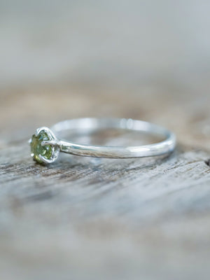 Sapphire Flower Ring - Gardens of the Sun | Ethical Jewelry