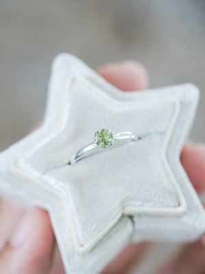 Sapphire Flower Ring - Gardens of the Sun | Ethical Jewelry